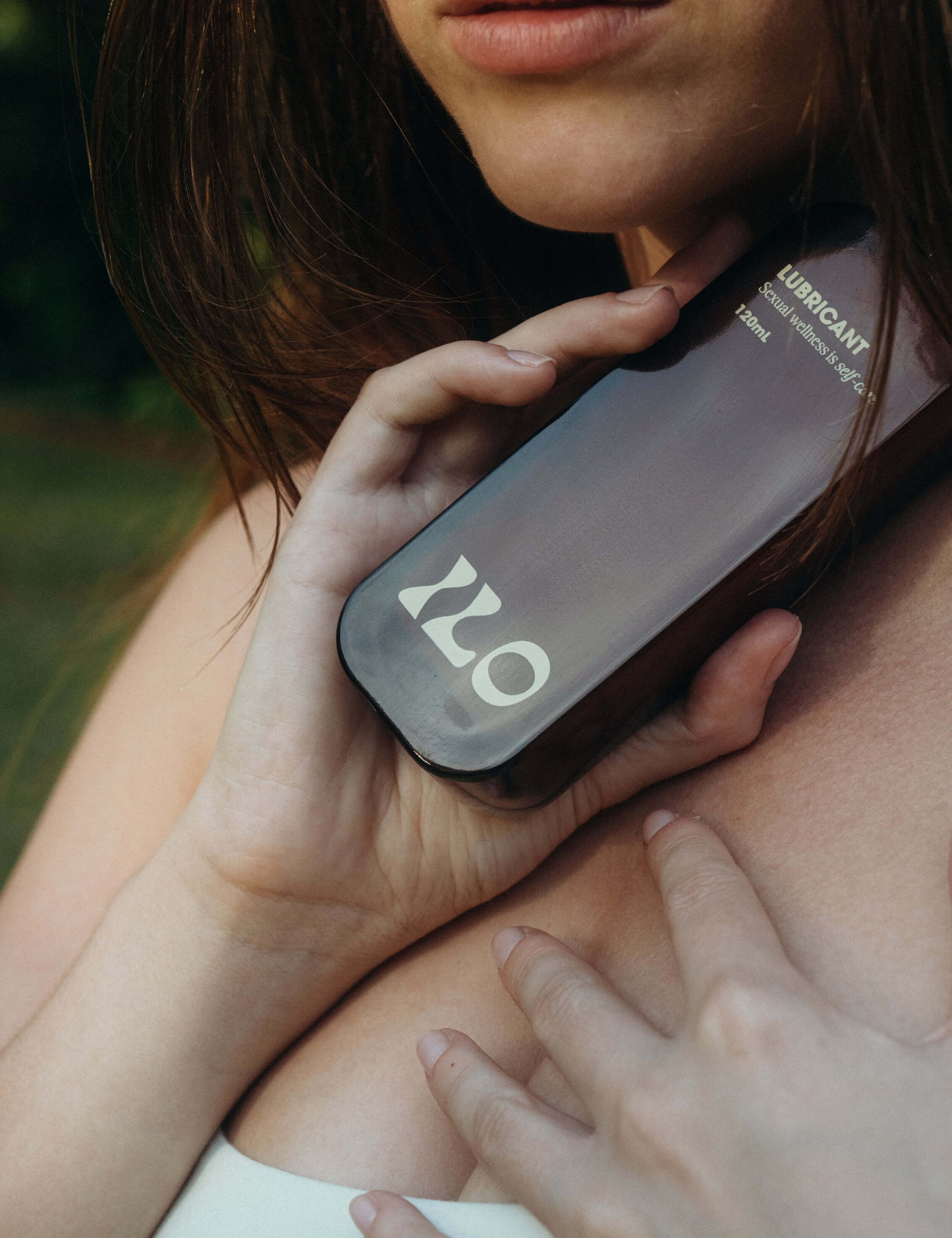 Pure Inside and Out: Why I (Sexologist Kiara) Choose Glass and Natural Ingredients